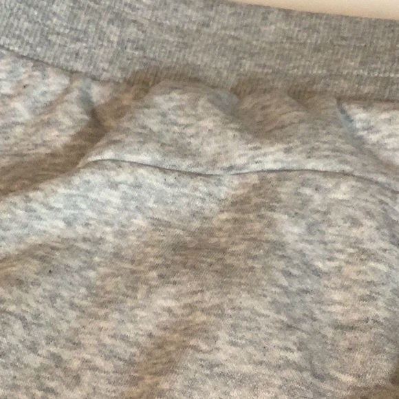 Puma Size 2X Grey Sweatpants With Pockets. New With Tags. - Picture 4 of 7